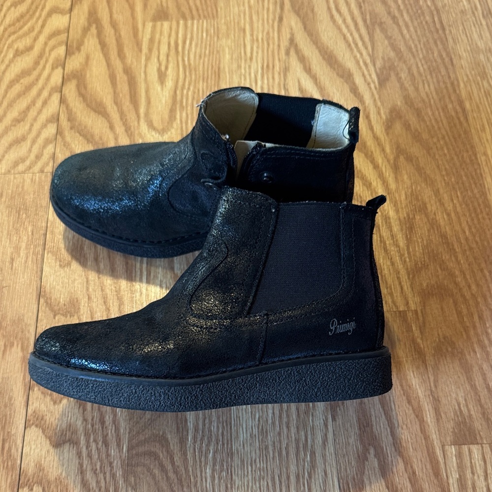 Stylish Black Kids Boots